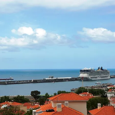 Carvalhal Old Town * Funchal