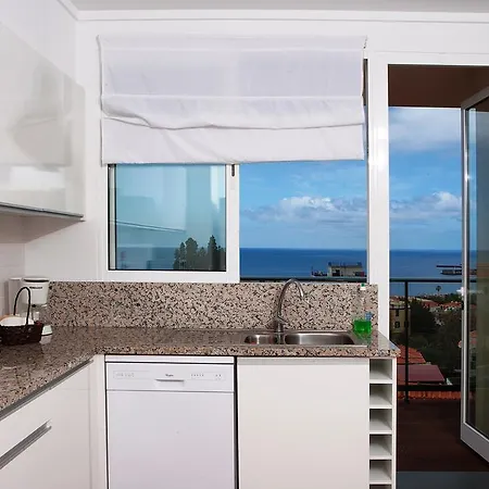 Carvalhal Old Town * Funchal